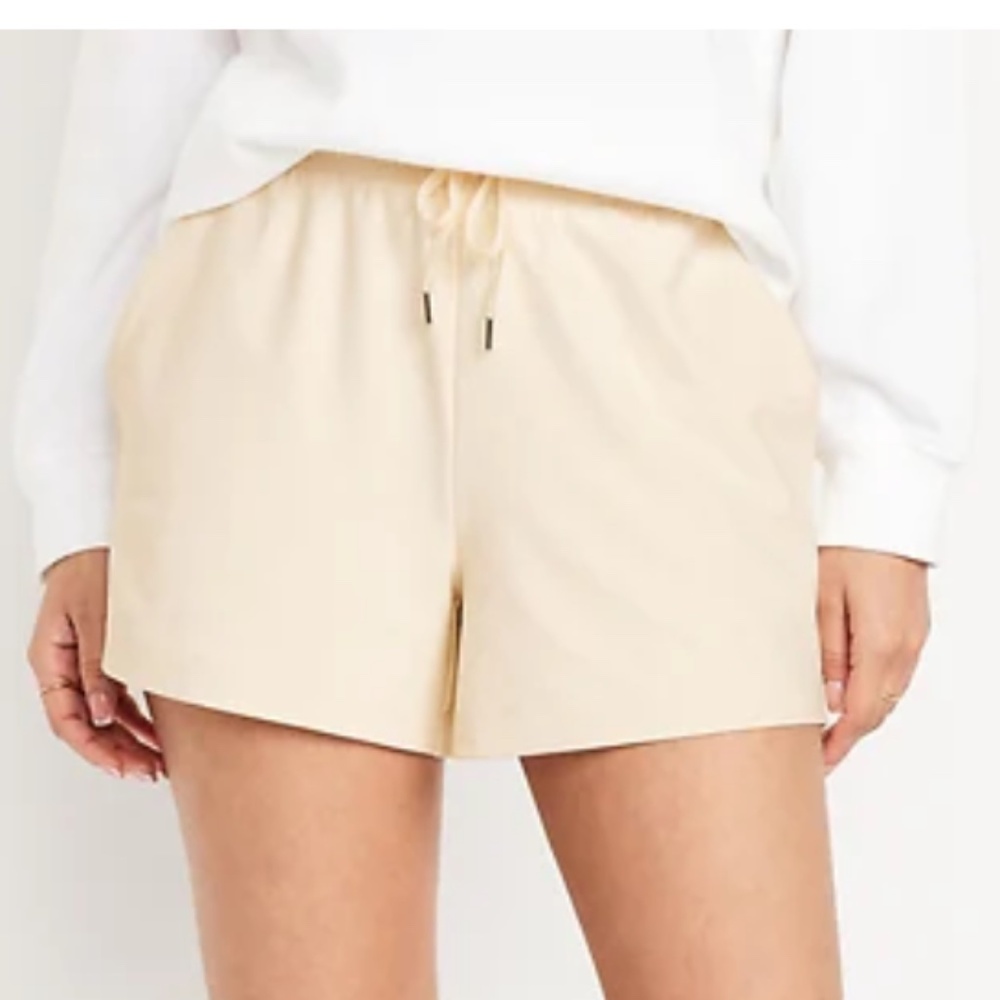 NWOT Old Navy Power Soft High Rise Shorts